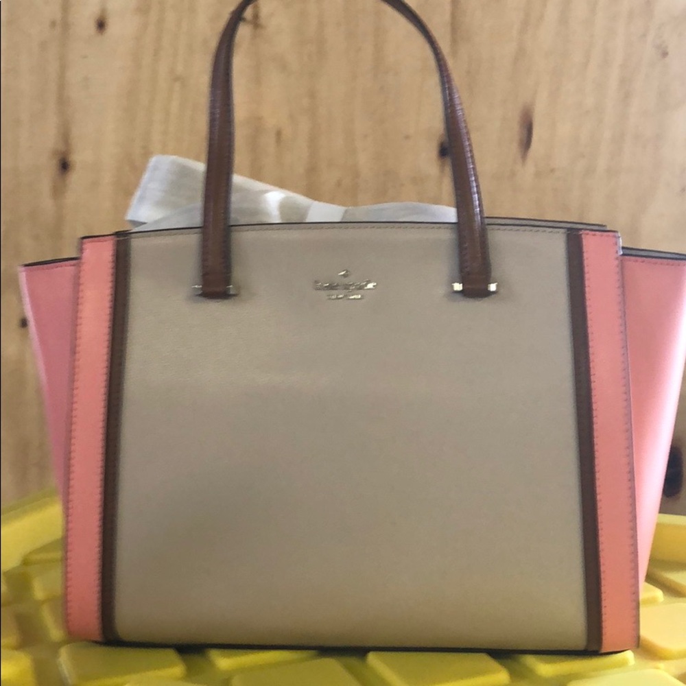 Kate Spade “Geraldine”